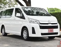Toyota Hiace 2.8 ECO 2020 รถตู้บรรทุกเจาะกระจกติดเบาะมา 1 แถวพร้อมใช้งาน