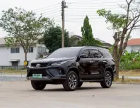 TOYOTA FORTUNER LEADER 2.4 V 2WD ปี 2023