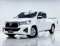 5B513 TOYOTA HILUX REVO 2.4 E SMART CAB MT 2018