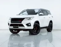 2A812 Toyota Fortuner 2.8 TRD Sportivo SUV 2016