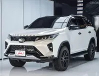 ขายรถ Toyota Fortuner 2.4 Legender ปี 2021
