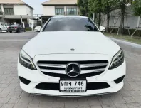 2019 Mercedes-Benz C-Class 2.0 C220d รถเก๋ง 4 ประตู ไมล์