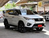 ขายรถ Toyota Fortuner 2.8 TRD Sportivo BLACK TOP 2WD ปี2019 SUV 