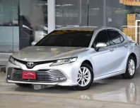 Toyota CAMRY 2.0 G ปี 2019 รถบ้านมือเดียว เข้าศูนย์ตลอด ไม่เคยติดแก๊ส สวยเดิมทั้งคัน ออกรถ0บาท