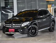 Mercedes-Benz GLA-Class 2.0 GLA250 AMG ปี 2020 สวยชิดป้ายแดง รถบ้านมือเดียว ใช้น้อยเข้าศูนย์ตลอด