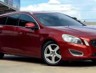 Volvo 1.5 V60 Sport สีแดง 2013