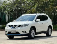 Nissan X-Trail 2.0V Hybrid 4WD A/T สีขาวมุก ปี2016