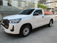 2025 Toyota Hilux Revo 2.4 ENTRY (เครื่องยูโร5) เกียร์AUTO วิ่งน้อย 19,562 กม. รถสวยสภาพใหม่ ฟรีดาว