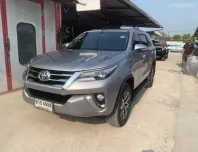 2015 Toyota Fortuner 2.8 (ปี 15-25) V SUV มือเดียว