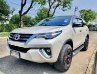 TOYOTA FORTUNER 2.4 V 2WD 2020 แท้