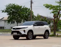 2021 Toyota Fortuner 2.8 Legender 4WD Black Top ฟรีดาวน์