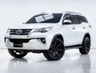 5B621 Toyota Fortuner 2.4 V SUV 2016 
