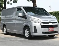 Toyota Hiace 2.8 ECO 2021 รถตู้เตี้ยหน้ายาว ตู้บรรทุกจากศูนย์ เจ้าของเดิมขับคนเดียว
