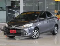 Toyota VIOS 1.5 E ปี 2018 ไม่เคยติดแก๊สแน่นอน รถบ้านมือเดียว ใช้น้อยเข้าศูนย์ตลอด ออกรถ0บาท 