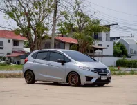 Honda Jazz 1.5 V ปี : 2016