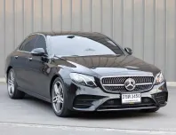 2017 Mercedes-Benz E-Class 2.0 E220d รถเก๋ง 4 ประตู 