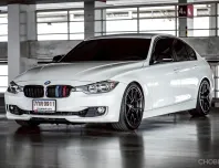2013 BMW 3 Series 2.0 320i รถเก๋ง 4 ประตู ออกรถง่าย