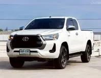 2020 Toyota Hilux Revo 2.4 Prerunner รถกระบะ 
