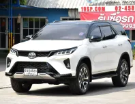 2021 Toyota Fortuner 2.4 Legender SUV รถสวยพร้อมใช้