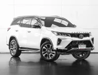 ขาย Fortuner มือสอง 2022 Toyota Fortuner 2.4 Legender 4WD SUV ฟรีดาวน์ ฟรีส่งรถ การันตีรถสวย100% 