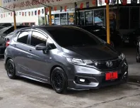 2021 Honda JAZZ 1.5 V+ i-VTEC รถเก๋ง 5 ประตู 