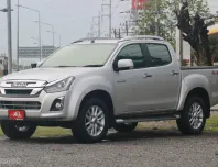 ISUZU DMAX 3.0 BLUE POWER สี่ประตู ตัวZ V-CROSS 4WD M/T ปี2018(mnc) โฟร์วิล สีบรอนซ์