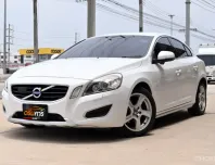 Volvo S60 1.6 DRIVe 2014 รถบ้านมือเดียวออกศูนย์ ใช้งานน้อยไมล์เพียง 9 หมื่นกว่าโล