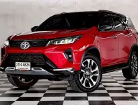 TOYOTA LEGENDER 2.4 V.2WD.MNC.แอร์แยกซ้ายขวา เกียร์ออโต้ ปี 2022 (รถบ้าน ไมล์น้อย)