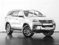2018 Toyota Fortuner 2.4 V 2WD SUV ฟรีดาวน์ ฟรีส่งรถ การันตีรถสวย100%
