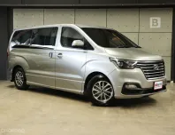 2019 Hyundai H-1 2.5 Elite AT ไมล์แท้ รถมือเเรกจากป้ายเเดง Model Big Minorchange B1479