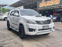 2013 Toyota Fortuner 2.5 V SUV 