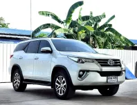 2016 Toyota Fortuner 2.8 V SUV 