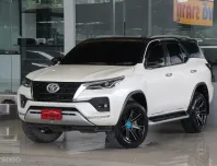 Toyota Fortuner 2.4 V ปี 2020 รถบ้านมือเดียว ไมล์แท้ 50,000โล เข้าศูนย์ตลอด สวยเดิมทั้งคัน ฟรีดาวน์