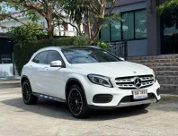 2020 BENZ GLA 250 AMG FACELIFT รถมือเดียวป้ายแดง รถวิ่งน้อย เข้าศูนย์ทุกระยะ รถไม่มีอุบัติเหตุครับ