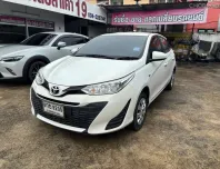 2019 Toyota YARIS 1.2 J รถเก๋ง 5 ประตู รถสวย