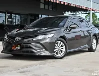 Toyota Camry 2.0 G 2020 รถมือเดียวออกศูนย์ เจ้าของเดิมดูแลดีเช็คศูนย์ตลอด