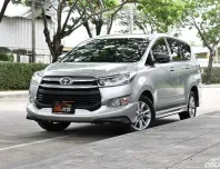 Toyota Innova 2.8 Crysta G 2019 ตัวไมเนอร์เชนจ์ ไฟหน้าใหม่ ชุดแต่งศุนย์แท้รอบคัน