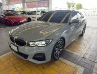 2022 BMW M sport g20 สีขาว (แรปเทา) รถเก๋ง 4 ประตู 