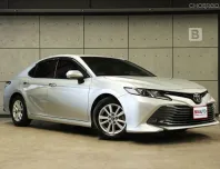 2020 Toyota CAMRY 2.0 G Sedan AT ไมล์แท้ 8 หมื่น รถมือแรกจากป้ายแดง B3909