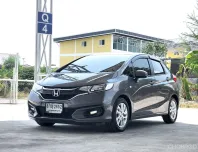 2018 Honda JAZZ 1.5 i-VTEC รถเก๋ง 5 ประตู 