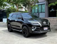 2020 TOYOTA FORTUNER 2.4 V รถสภาพสมบูรณ์ พร้อมใช้งาน รถวิ่งน้อย เข้าศูนย์ทุกระยะ ไม่มีอุบัติเหตุครับ