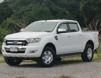 FORD RANGER 2.2 XLT Hi-Rider สี่ประตู A/T ปี 2017 สีขาว