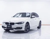 1D581 BMW SERIES 3 320I SPORT 2.0 AT 2014