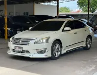 2016 Nissan TEANA 2.5 รถเก๋ง 4 ประตู รถบ้านแท้ ไมล์น้อย 