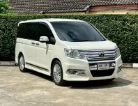 2013 Honda STEPWGN SPADA 2.0 JP Wagon ออกรถง่าย รถศูนย์ไทย ไมล์น้อย 