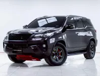 5B852 TOYOTA FORTUNER 2.8 V 4WD AT 2017
