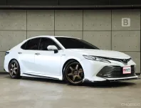 2020 Toyota CAMRY 2.5 Hybrid Premium Sedan AT ไมล์เเท้ 6 หมื่น รุ่น TOP สุด ชุดแต่งรอบคัน B850