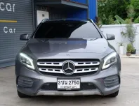Mercedes Benz GLA250AMG Dynamic สีเทา เบาะภายใน สีดำ Alcatara  ปี 2018 วิ่ง 11x,xxx km.