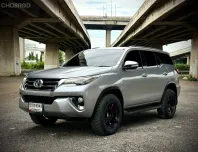 2015 Toyota Fortuner 2.8 V SUV ฟรีดาวน์