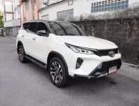 TOYOTA FORTUNER 2.4 LEGENDER BLACK TOP 2WD ปี 2022